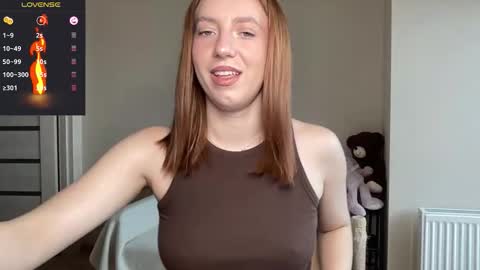 Snapshot of hot_lliinns chatting on November 2025 08:25:01 AM Lina online show from November 2025 08:25:01 AM