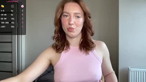 Snapshot of hot_lliinns chatting on November 2025 08:15:01 AM Lina online show from November 2025 08:15:01 AM