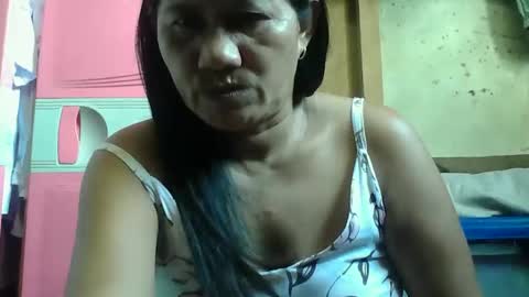 Snapshot of hot_mama09 chatting on October 2025 07:45:01 AM hotmama online show from October 2025 07:45:01 AM