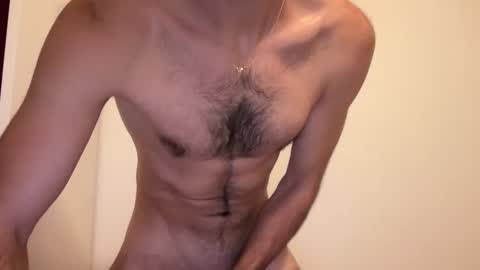 hot_men_athlete online show from November 2025 03:36:02 PM