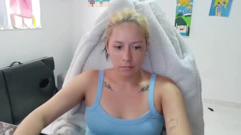 Mia online show from March 2026 03:49:02 PM