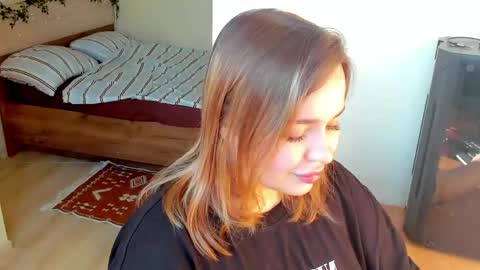Moon online show from June 2026 02:44:02 PM