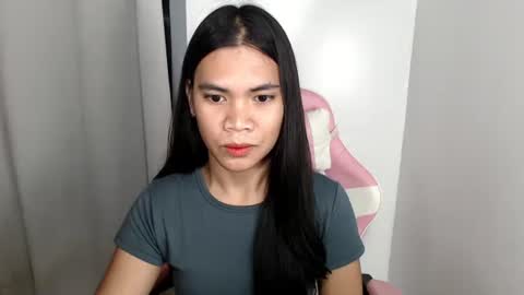 hot_pauline online show from April 2026 12:30:01 AM