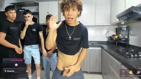 Snapshot of hot_sexmature chatting on October 2025 11:35:01 PM Vanesa Oliver and Andrew online show from October 2025 11:35:01 PM