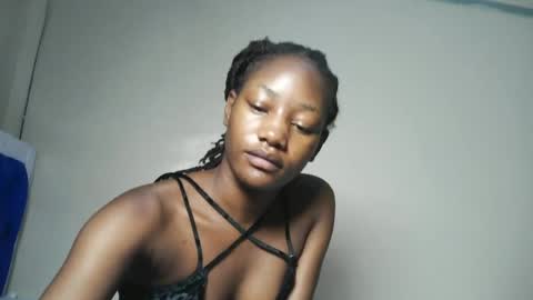 Snapshot of hot_sexxxy_girl chatting on June 2026 12:50:01 AM Milly online show from June 2026 12:50:01 AM