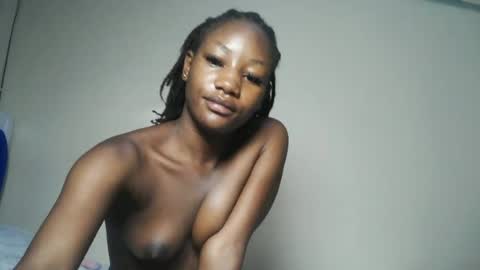 Snapshot of hot_sexxxy_girl chatting on July 2026 03:09:01 AM Milly online show from July 2026 03:09:01 AM
