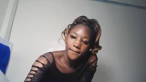Snapshot of hot_sexxxy_girl chatting on July 2026 02:15:02 AM Milly online show from July 2026 02:15:02 AM