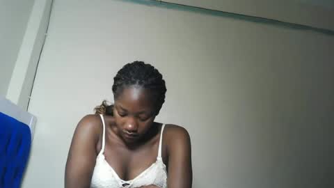 Snapshot of hot_sexxxy_girl chatting on July 2026 03:04:01 AM Milly online show from July 2026 03:04:01 AM