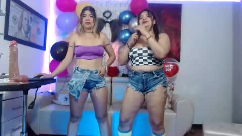 Snapshot of hot_sexy_bunny chatting on November 2025 02:16:01 PM hot sexy bunny online show from November 2025 02:16:01 PM