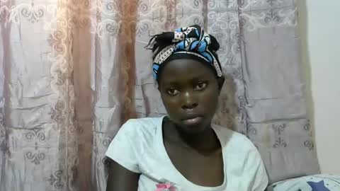 Snapshot of hot_shawrry chatting on January 2025 06:49:01 AM hot_shawrry online show from January 2025 06:49:01 AM