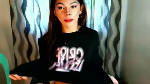 Yanna online show from April 2026 03:17:01 AM