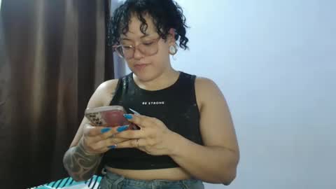 Hot and PowerHOPE U MISS ME online show from January 2025 01:16:02 AM