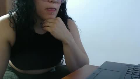 Hot and PowerHOPE U MISS ME online show from January 2025 01:49:01 AM