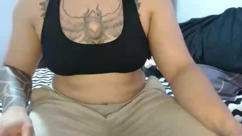 Hot and PowerHOPE U MISS ME online show from January 2025 04:01:01 AM