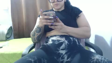 Hot and PowerHOPE U MISS ME online show from February 2025 02:06:01 AM