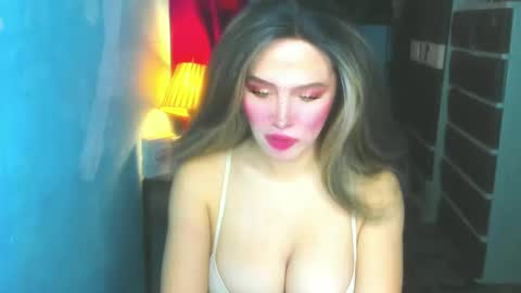 Snapshot of hotbabe_tanya chatting on May 2026 02:17:01 AM T A N Y A online show from May 2026 02:17:01 AM