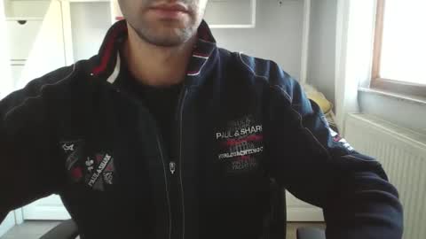 Snapshot of hotboy975334 chatting on October 2025 12:18:02 PM Alp online show from October 2025 12:18:02 PM