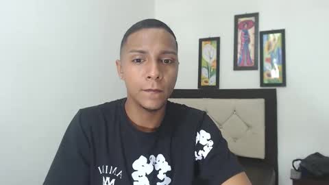 Snapshot of hotboyluxe chatting on February 2026 02:51:02 AM hotboyluxe online show from February 2026 02:51:02 AM