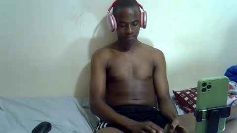 Snapshot of hotcum256 chatting on April 2026 01:38:02 PM hotcum256 online show from April 2026 01:38:02 PM