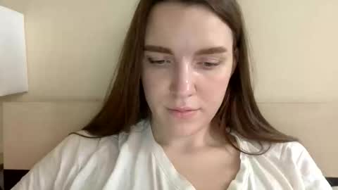 Snapshot of hoteffy chatting on March 2025 09:33:02 AM effy online show from March 2025 09:33:02 AM