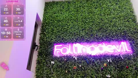 hotfallingdevil online show from December 2025 04:17:01 AM