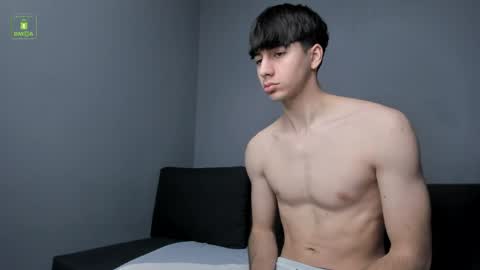 QUENTIN online show from April 2026 05:27:02 AM