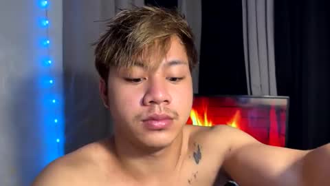 Snapshot of hotfucker_drei chatting on November 2025 08:36:02 PM hotfucker_drei online show from November 2025 08:36:02 PM