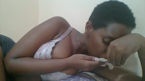 Queen online show from February 2025 04:58:01 AM