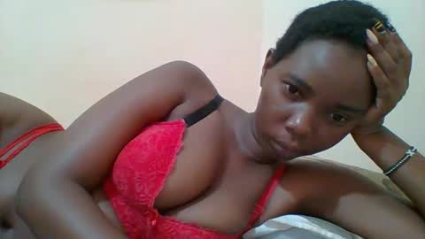 Queen online show from March 2025 04:35:02 AM