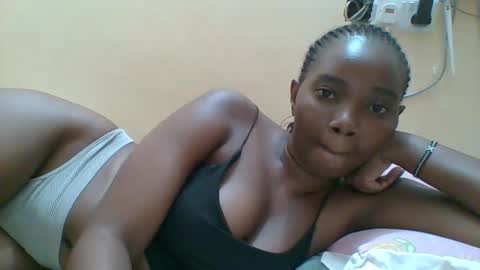 Queen online show from November 2025 05:23:01 PM