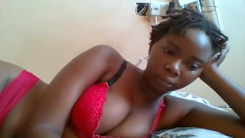 Snapshot of hotgodees chatting on March 2026 06:29:02 AM Queen online show from March 2026 06:29:02 AM