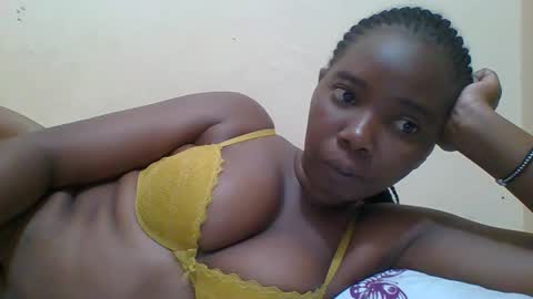 Snapshot of hotgodees chatting on May 2026 05:56:02 AM Queen online show from May 2026 05:56:02 AM