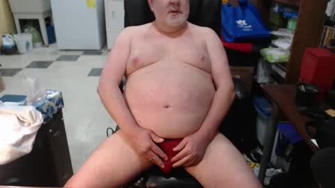 Snapshot of hotgrandpa594u chatting on April 2026 05:07:02 PM hotgrandpa594u online show from April 2026 05:07:02 PM