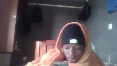 Snapshot of hotguyy001 chatting on February 2025 04:53:02 AM hotguyy001 online show from February 2025 04:53:02 AM