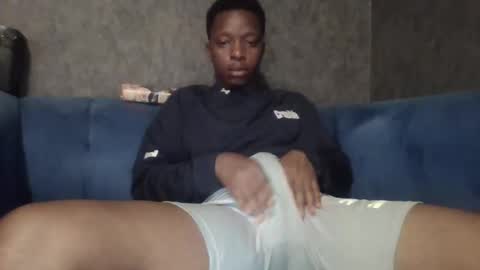 Snapshot of hotguyy001 chatting on March 2025 10:32:02 AM hotguyy001 online show from March 2025 10:32:02 AM