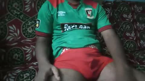 hotguyy001 online show from March 2026 05:44:01 AM