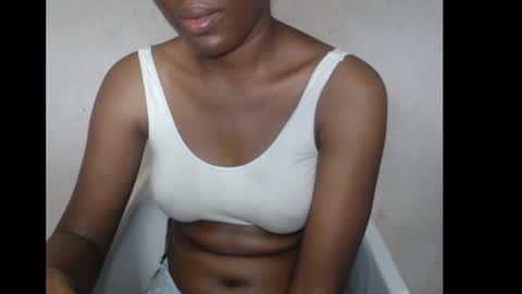 Snapshot of hotjessie0 chatting on October 2025 06:47:01 AM hotjessie0 online show from October 2025 06:47:01 AM