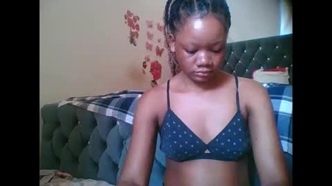 Snapshot of hotjeylee chatting on November 2025 09:53:01 AM LOYCE online show from November 2025 09:53:01 AM