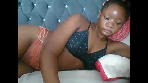 LOYCE online show from March 2026 07:20:02 PM