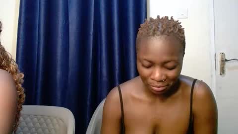 Lindahcyn online show from April 2026 04:00:01 PM