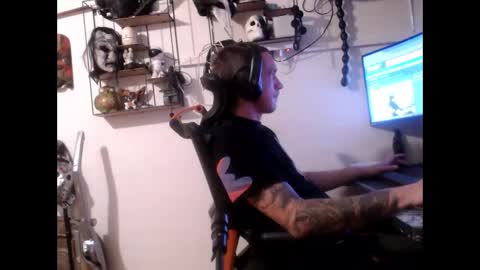 Snapshot of hotkinkytat chatting on March 2025 07:31:02 PM hotkinkytat online show from March 2025 07:31:02 PM