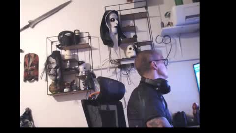 hotkinkytat online show from April 2026 06:58:02 PM