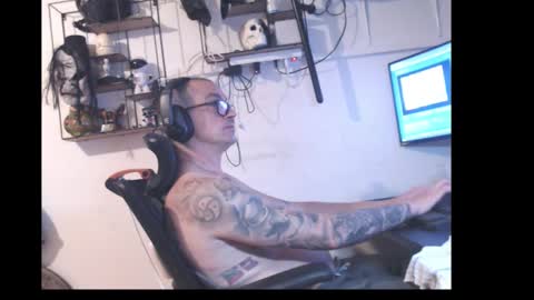 hotkinkytat online show from April 2026 07:58:02 PM