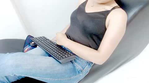 luna online show from April 2026 07:22:01 PM