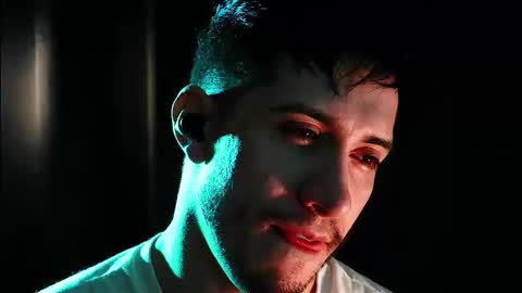 Hotlatinking online show from October 2025 06:49:02 PM