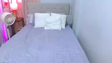 Snapshot of hotlayla_ chatting on January 2025 08:45:02 AM Layla online show from January 2025 08:45:02 AM