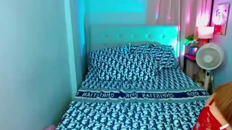 Snapshot of hotlayla_ chatting on February 2025 02:26:01 PM Layla online show from February 2025 02:26:01 PM