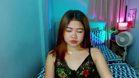Snapshot of hotlayla_ chatting on February 2025 11:15:01 AM Layla online show from February 2025 11:15:01 AM