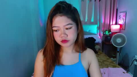 Snapshot of hotlayla_ chatting on March 2025 02:10:02 PM Layla online show from March 2025 02:10:02 PM