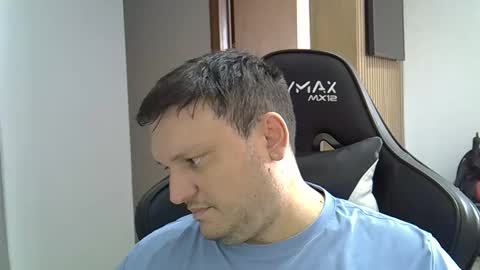 Snapshot of hotmaleintelligent chatting on November 2025 12:16:02 PM GorgeousBrunet online show from November 2025 12:16:02 PM